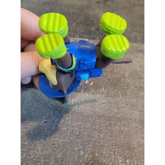 Chase Disney Junior Paw Patrol cop dog toy figure - Picture 5 of 5